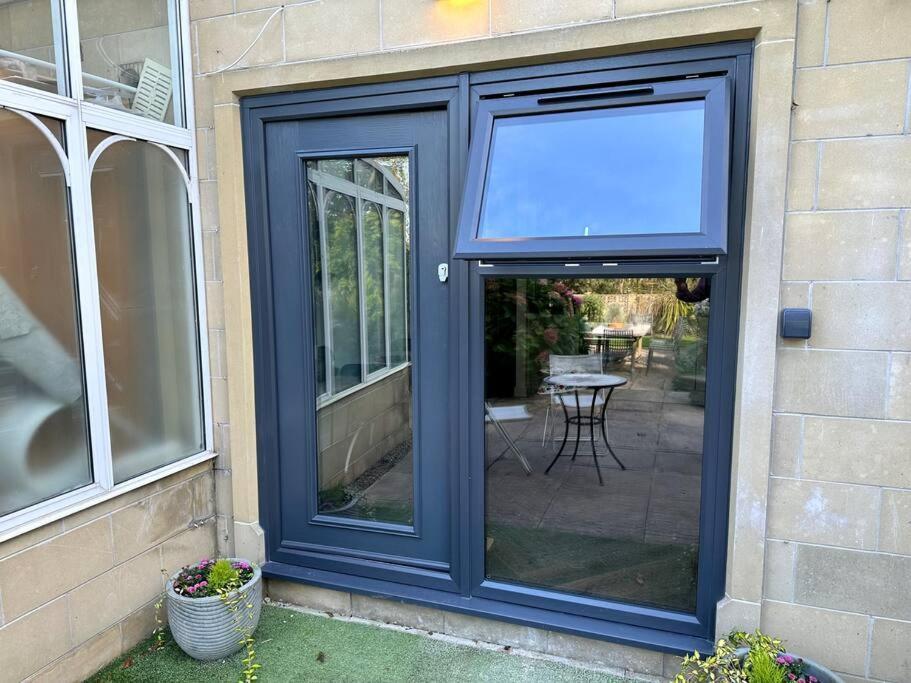 The Retreat, Luxury Studio Apartment In Bath With Parking Екстериор снимка